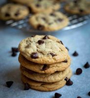 chocolate chip cookies